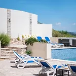 Luxury Fig With Pool And Jacuzzi Near Dubrovnik Villa *